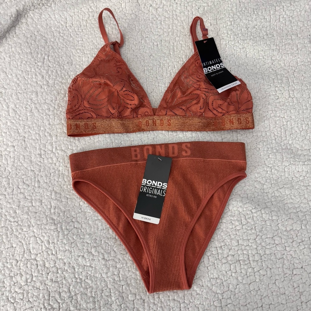 Bonds Bra and Thong Set New with Tags Triangle High Waisted Metallic Medium